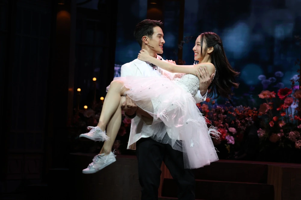 “The Wedding Fiasco” serves up a riot of laughter! James Ma leads the cast in delivering jaw-dropping surprises that leave the audience stunned!