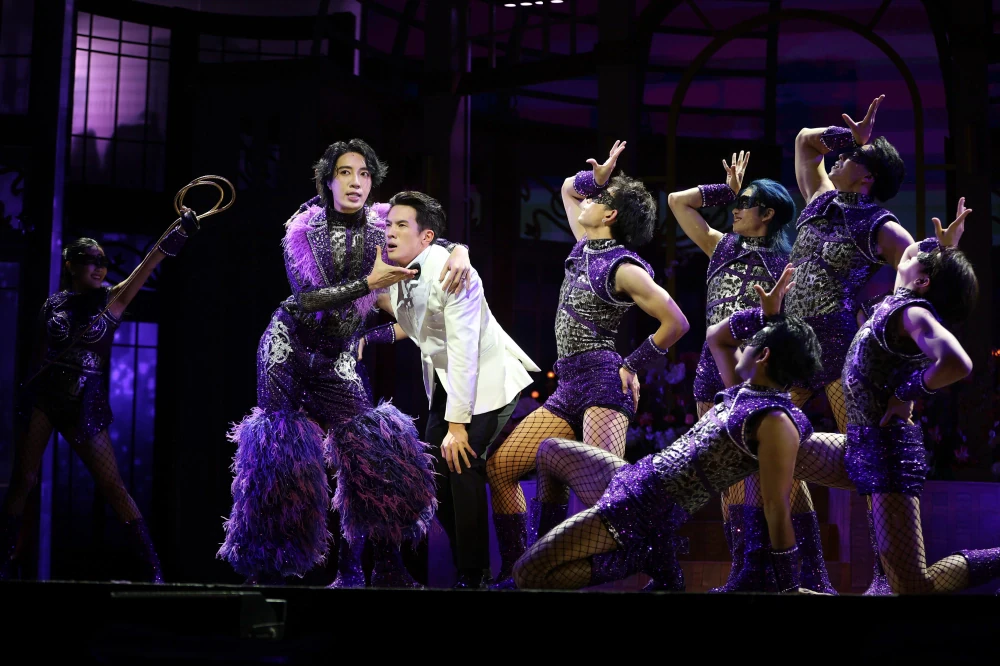 “The Wedding Fiasco” serves up a riot of laughter! James Ma leads the cast in delivering jaw-dropping surprises that leave the audience stunned!